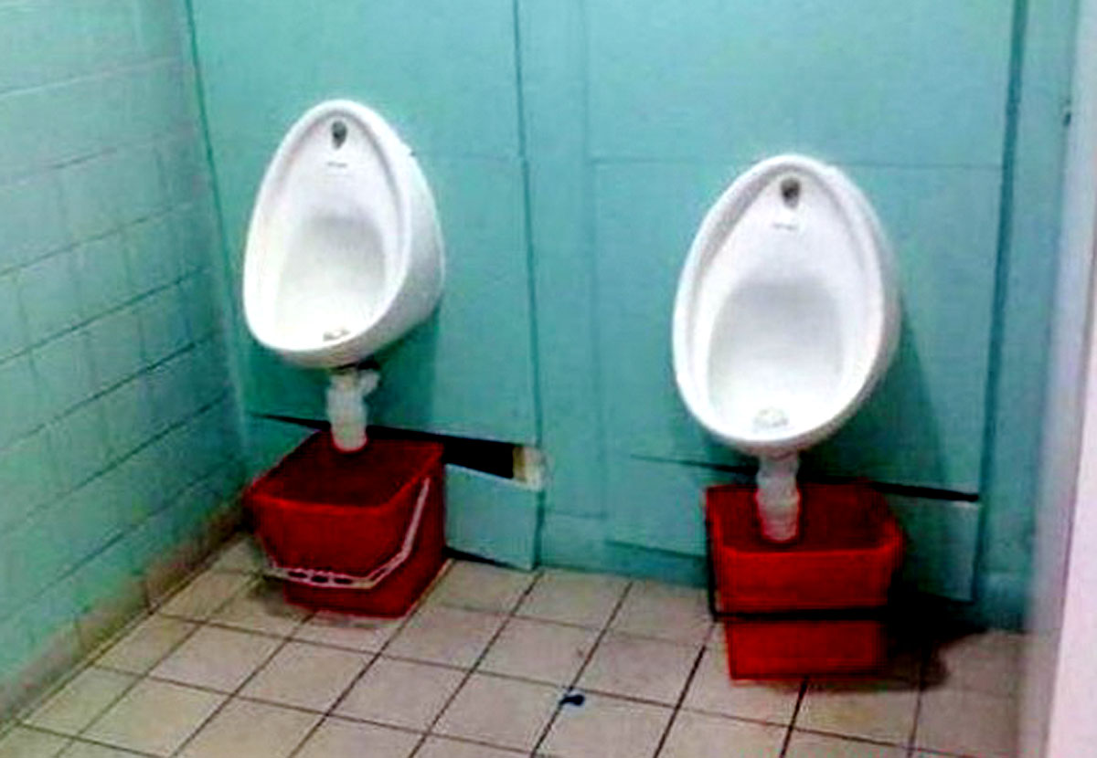 top_urinal